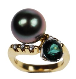 engagement pearl ring