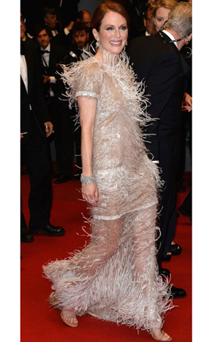 feathers Julianne Moore